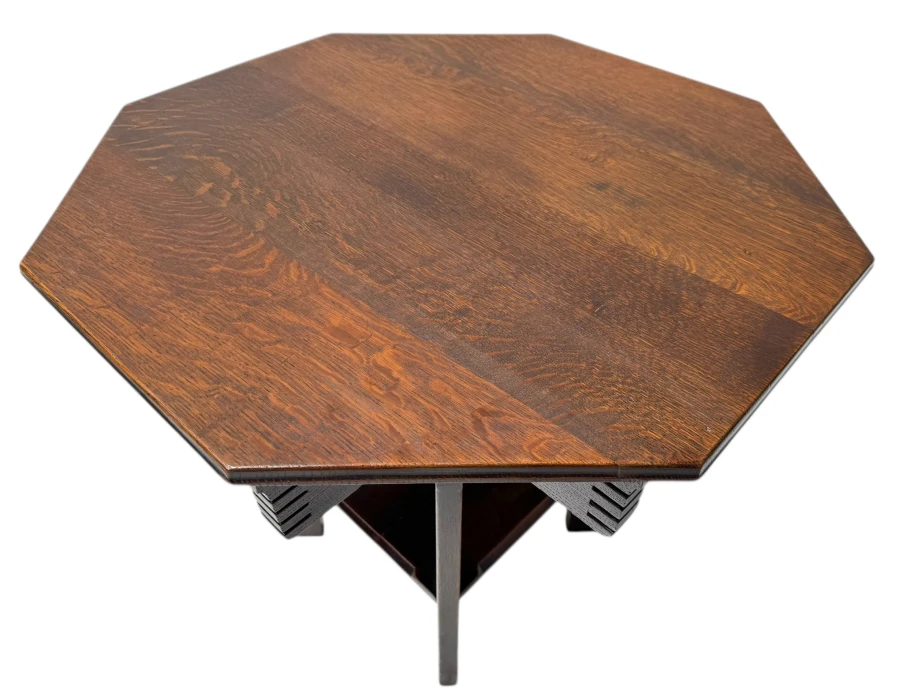 Arts & Crafts Art Nouveau Coffee Table, 1900s